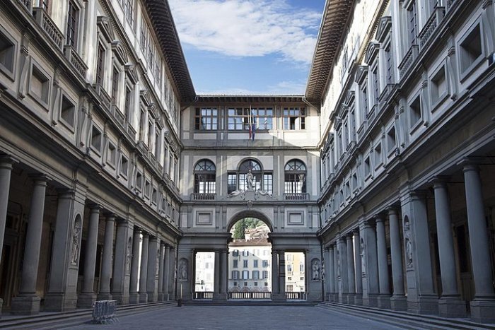 Florence: Uffizi Gallery Small Group Tour with Timed Entry Ticket